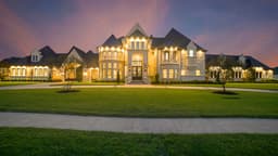 Beautiful property for agents